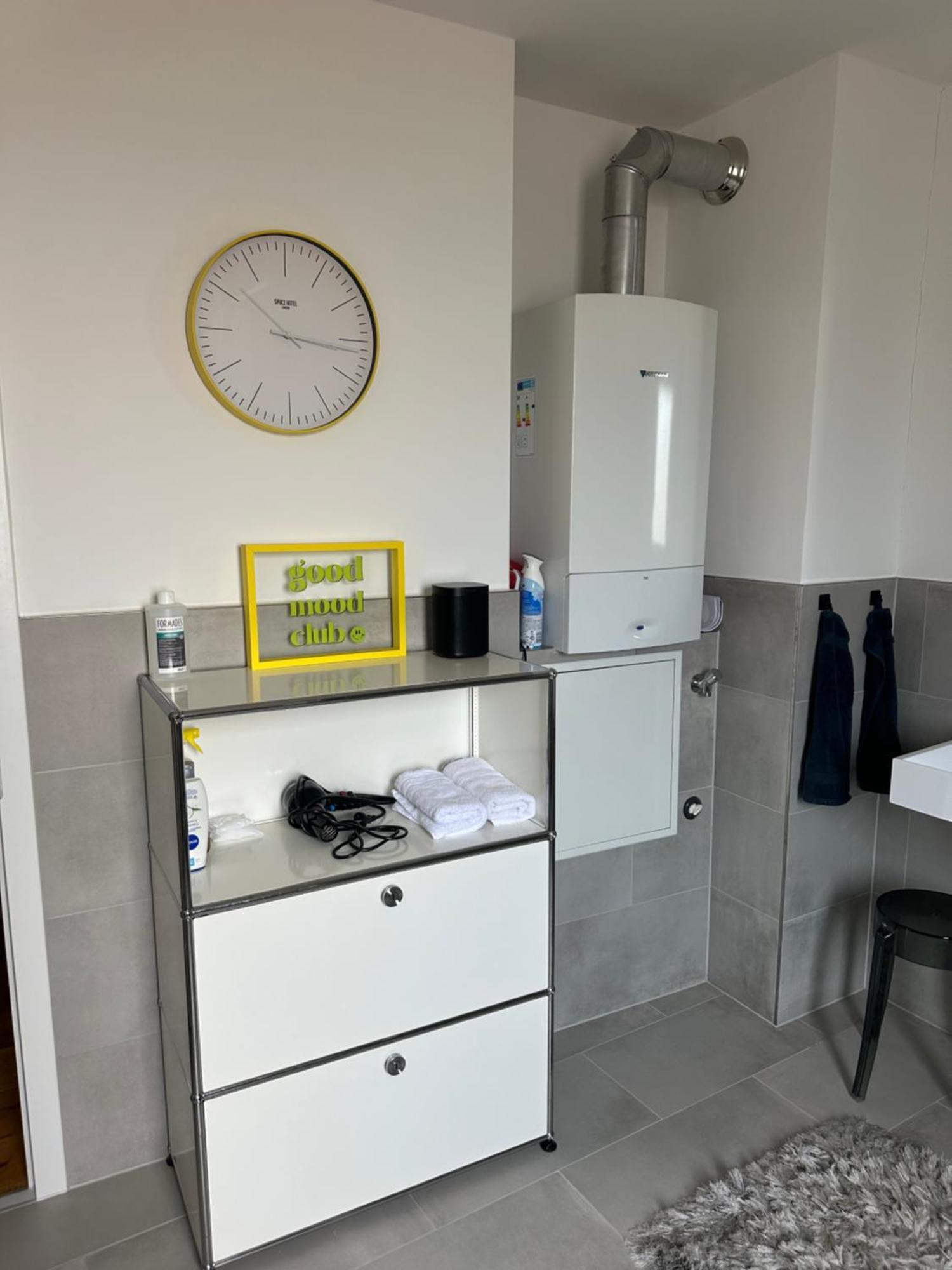 Stylisches Apartment Mit Grossem Tageslichbad Am Marktplatz Leonberg Kültér fotó
